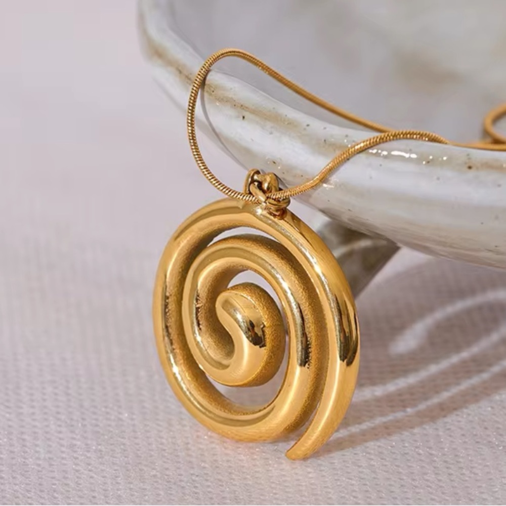 NWT Swirl Gold Abstract Necklace in Gold